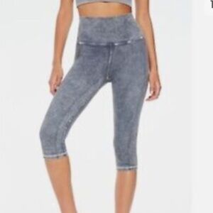 Avocado Air Acid-wash cropped leggings
